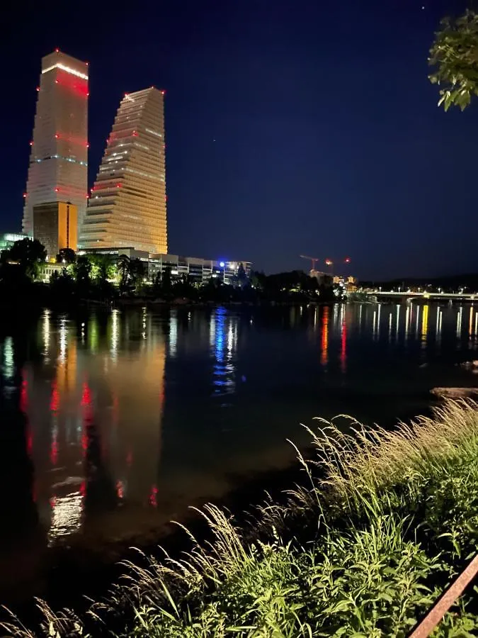 Rhein Promenade Apartment Basel