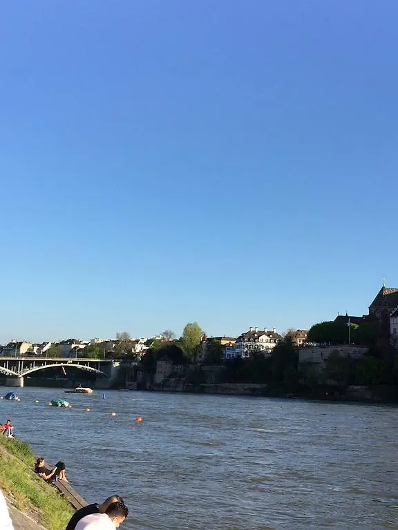 Rhein Promenade Apartment Basel