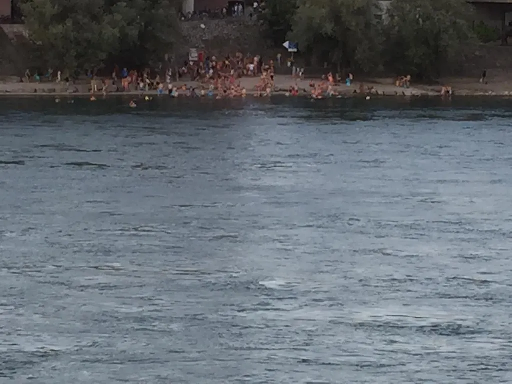 Rhein Promenade Apartment Basel